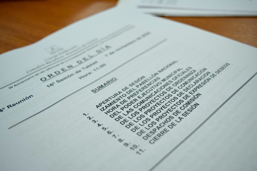 El Concejo inicia el análisis del Presupuesto 2025 Sesion 2024 11 0720at2015.03.58 1024x683