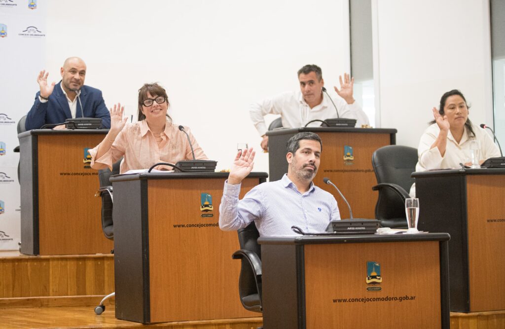 En Primera Lectura, se aprobaron las bases y condiciones para el servicio de transporte en la ciudad WhatsApp20Image202025 04 2420at2018.45.59 1024x667
